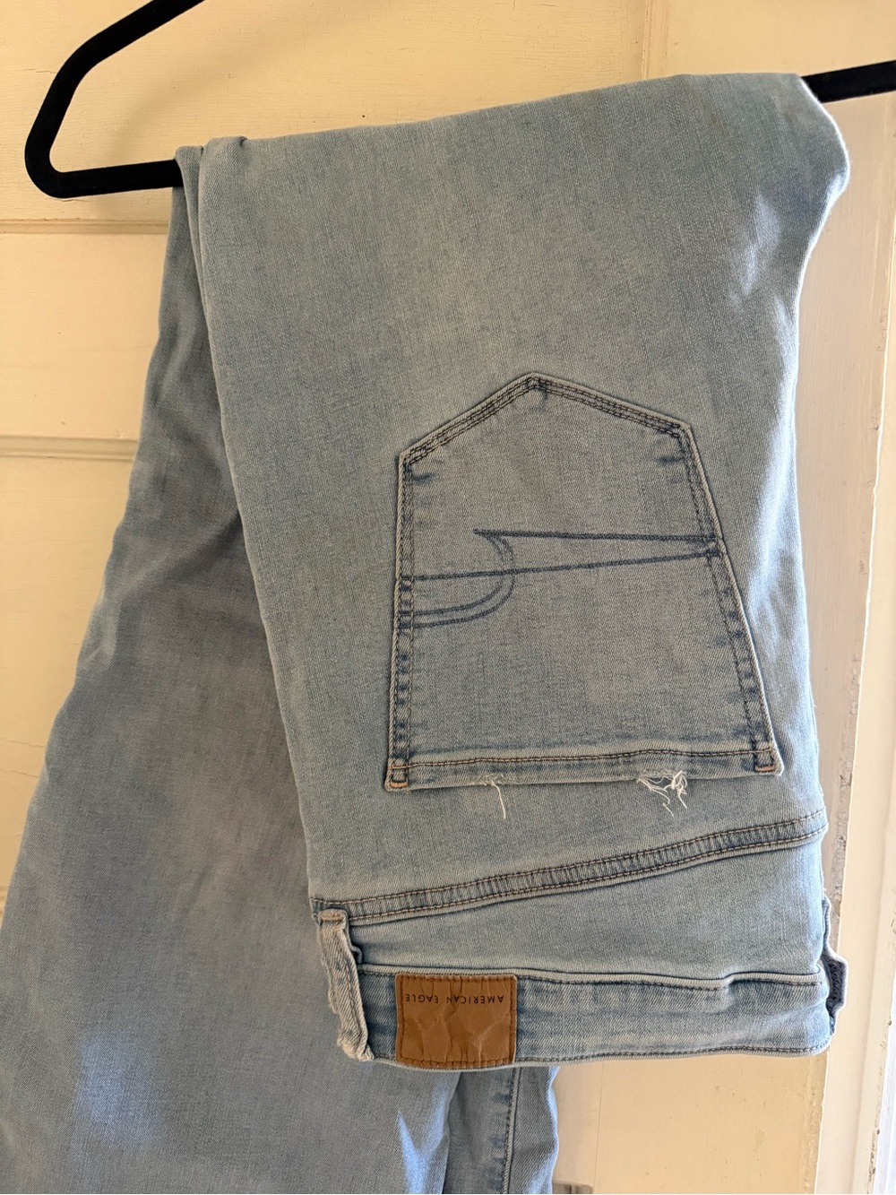 AE Next Level Super High-Waisted
Flare Jean